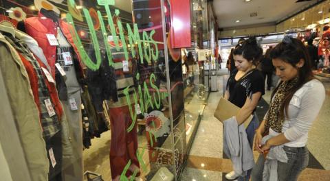Estiman que el bono de fin de año podría tener impacto positivo en el consumo. 